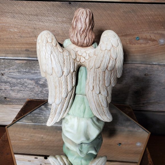 Angel Playing Mandolin Large Figurine - 9.25" tall - Hand Painted. - Picture 3 of 5